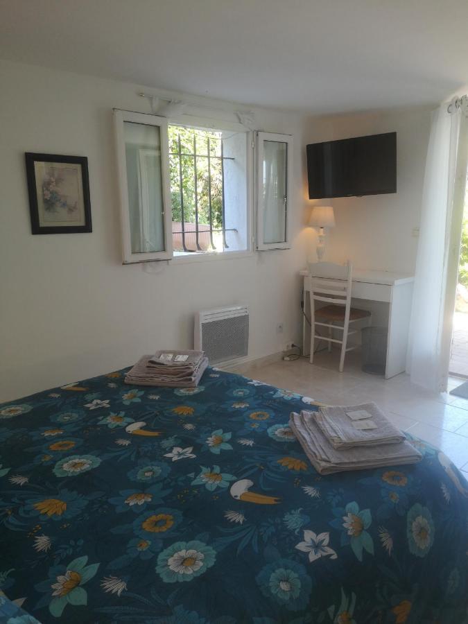 Chambres D'Hotes Le Mas Du Bijou Bleu Puget-sur-Argens Dış mekan fotoğraf