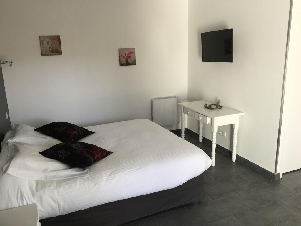 Chambres D'Hotes Le Mas Du Bijou Bleu Puget-sur-Argens Dış mekan fotoğraf