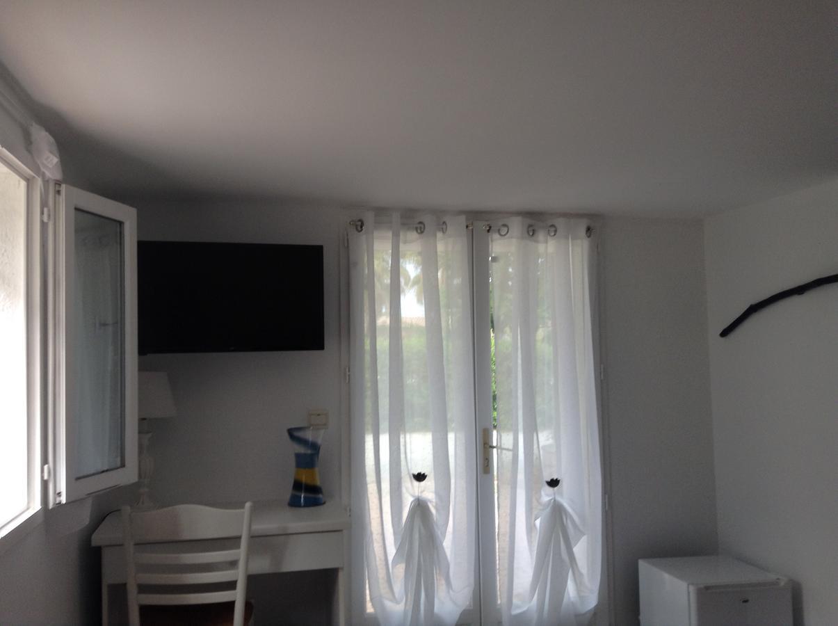 Chambres D'Hotes Le Mas Du Bijou Bleu Puget-sur-Argens Dış mekan fotoğraf